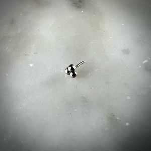 BVLA White Gold Universal Pin Threadless Labret Stud